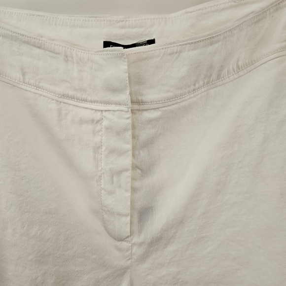 Eileen Fisher Shorts Size 16 White Walking NWT Linen Viscose Stretch Pockets - Picture 8 of 16